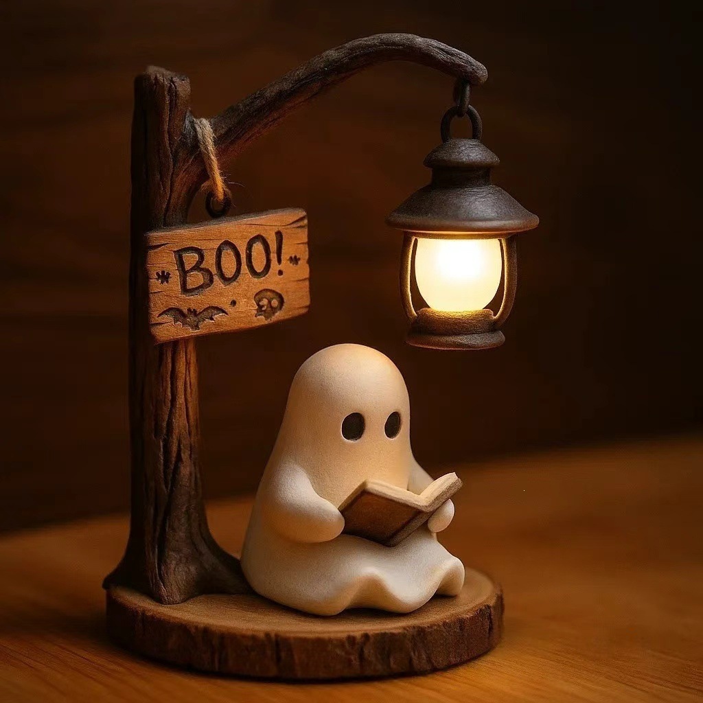 Ghost Reading Lantern 4.3x3.14 - огляд і ціна Bookshelf